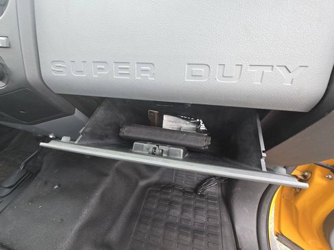 Used 2014 Ford F250 XL w/ Snow Plow Prep Package AWD/4WD image 28