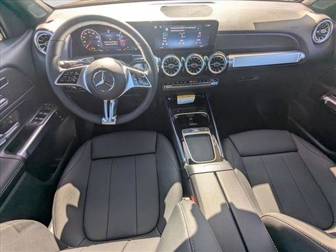 New 2026 Mercedes-Benz GLB 250 image 14