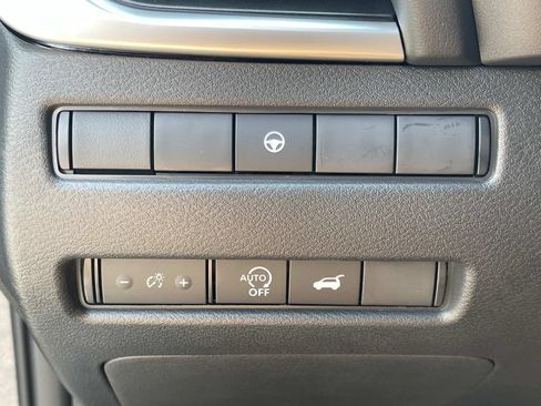 New 2026 Nissan Rogue SV AWD/4WD image 31