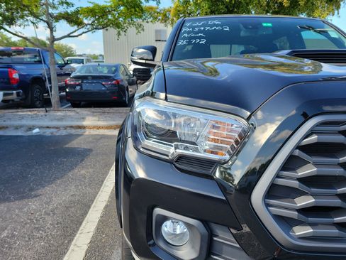 Certified 2023 Toyota Tacoma TRD Sport w/ Advanced Technology Package AWD/4WD image 7