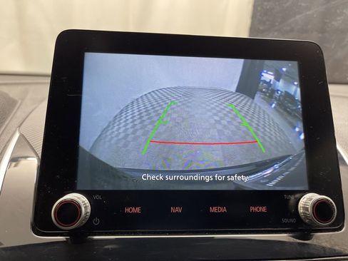 Used 2024 Mitsubishi Eclipse Cross SE image 17