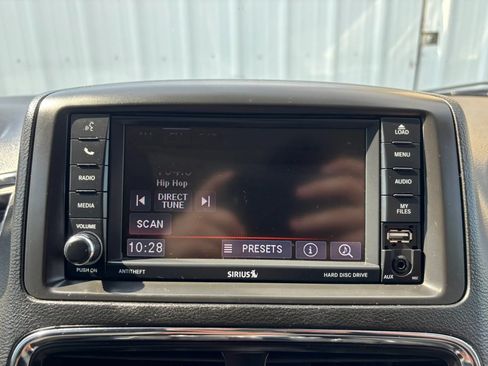 Used 2018 Dodge Grand Caravan SE w/ UConnect Hands-Free Group FWD image 27