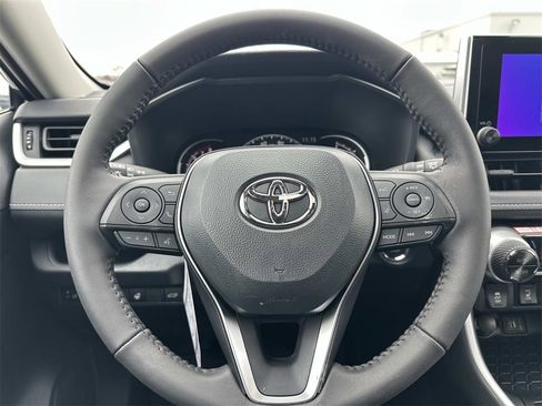 New 2025 Toyota RAV4 XLE image 20