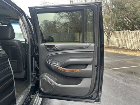 Used 2016 Chevrolet Suburban LTZ image 26