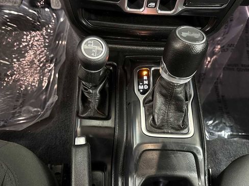 Used 2020 Jeep Wrangler Unlimited Sport S image 22