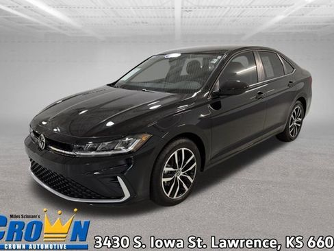 Certified 2026 Volkswagen Jetta SE FWD image 1