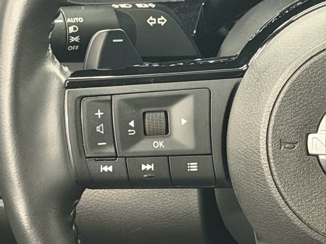 Certified 2025 Nissan Pathfinder SL FWD image 34