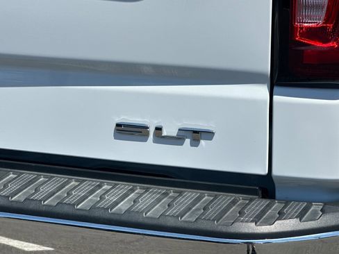 Used 2022 GMC Sierra 1500 SLT w/ X31 Off-Road Package image 50