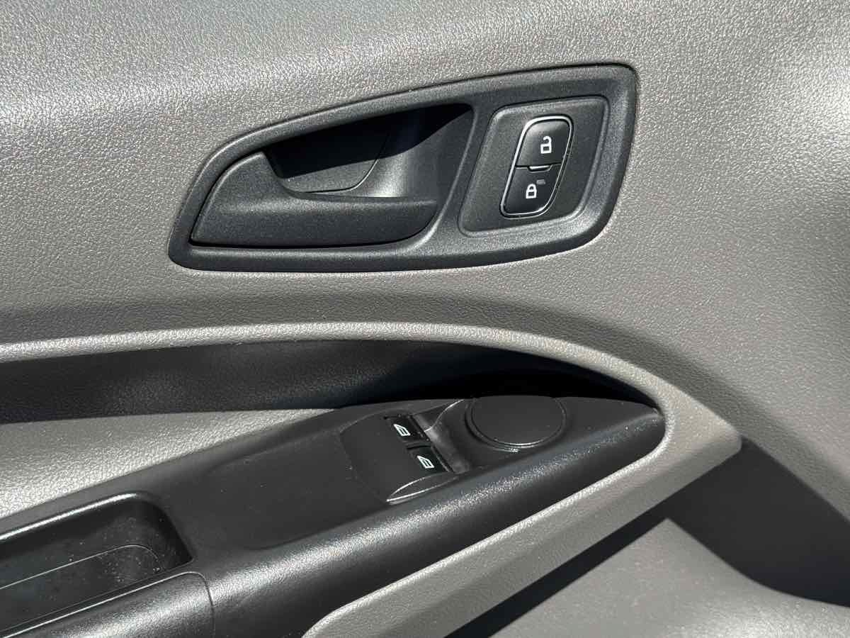 Used 2021 Ford Transit Connect XL FWD image 20
