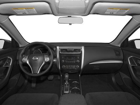 Used 2013 Nissan Altima 2.5 S FWD image 10