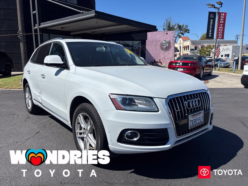 Used 2017 Audi Q5 2.0T Premium Plus w/ Technology Package AWD/4WD image 1