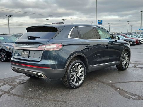 Certified 2022 Lincoln Nautilus Reserve image 4