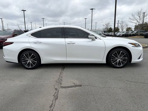 Used 2024 Lexus ES 350 Luxury image 6