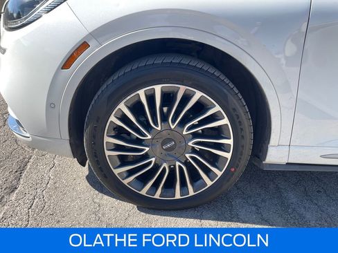 Used 2020 Lincoln Corsair Reserve w/ Equipment Group 201A image 33