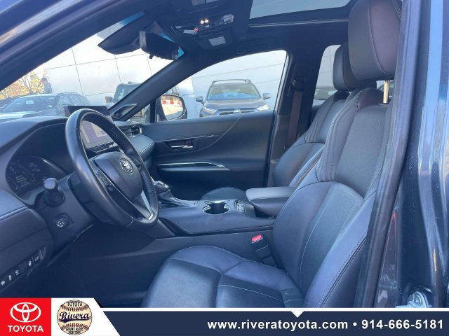 Used 2023 Toyota Venza Limited AWD/4WD image 16