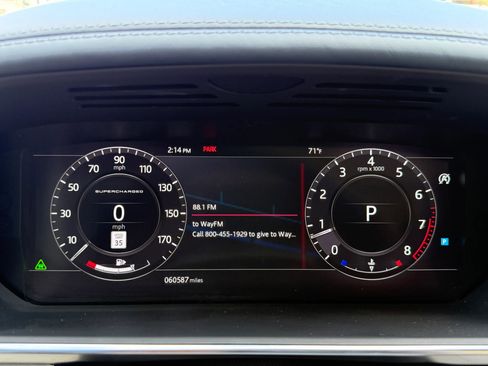 Used 2018 Land Rover Range Rover Autobiography image 39