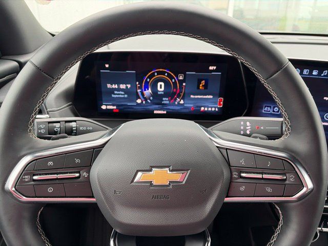 Used 2026 Chevrolet Traverse LT w/ Driver Confidence Package FWD image 7