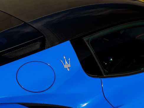 Used 2022 Maserati MC20 Coupe image 9