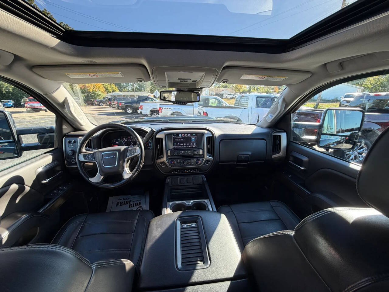 Used 2019 GMC Sierra 2500 Denali AWD/4WD image 3