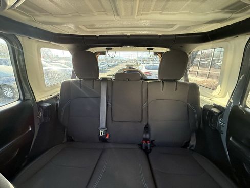 Used 2023 Jeep Wrangler Unlimited Rubicon 4xe w/ Cold Weather Group image 19