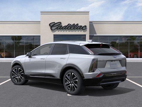 New 2027 Cadillac Optiq Sport w/ LPO, Floor Liner Package AWD/4WD image 4