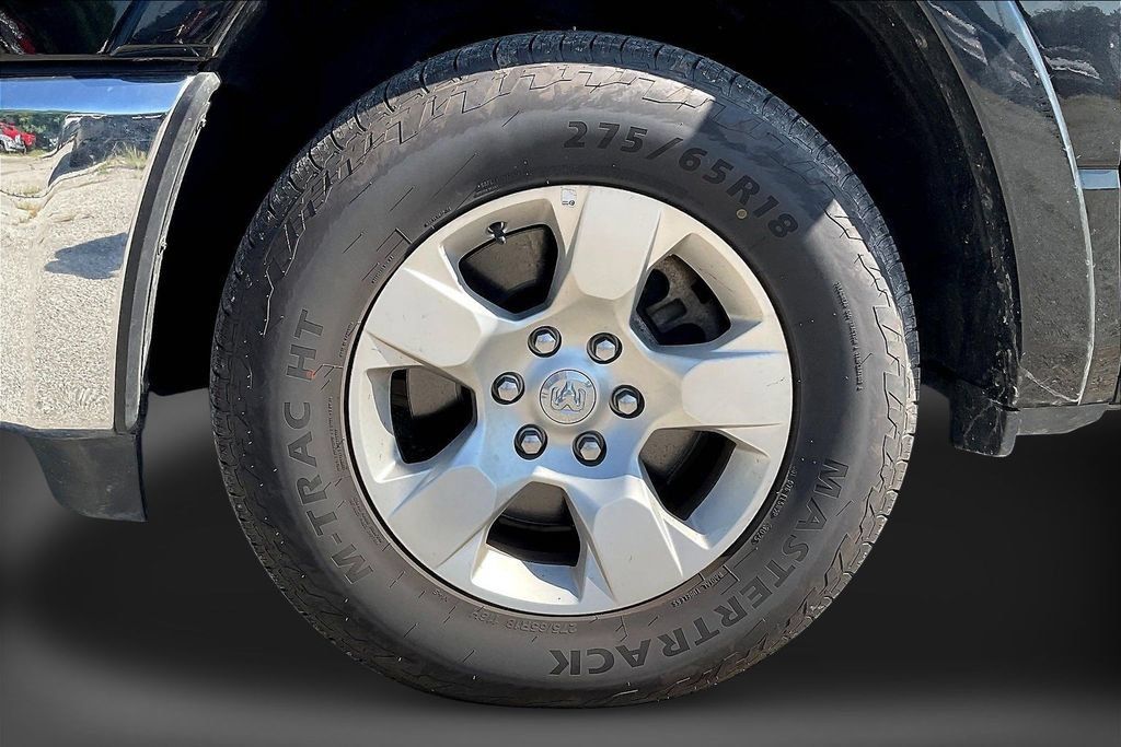 Used 2025 RAM 1500 Big Horn AWD/4WD image 34