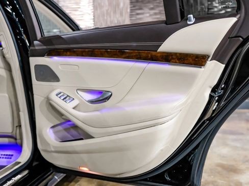 Used 2016 Mercedes-Benz S 550 Sedan image 49