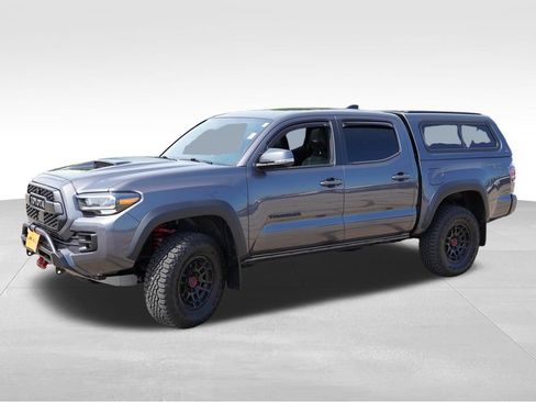 Used 2023 Toyota Tacoma TRD Pro AWD/4WD image 10