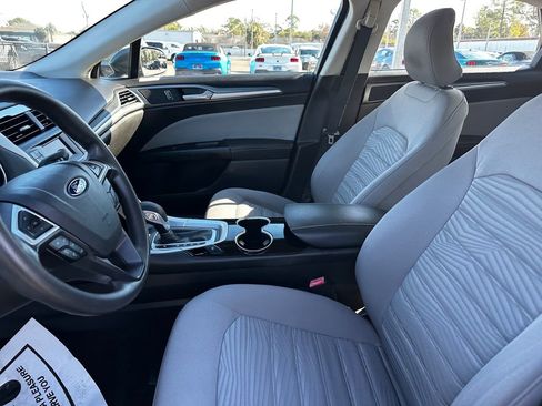 Used 2016 Ford Fusion S w/ Equipment Group 101A image 22
