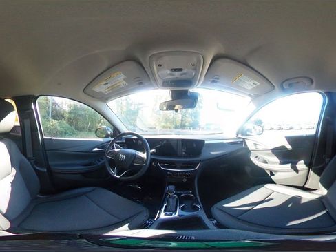 Used 2025 Buick Encore GX Preferred image 38