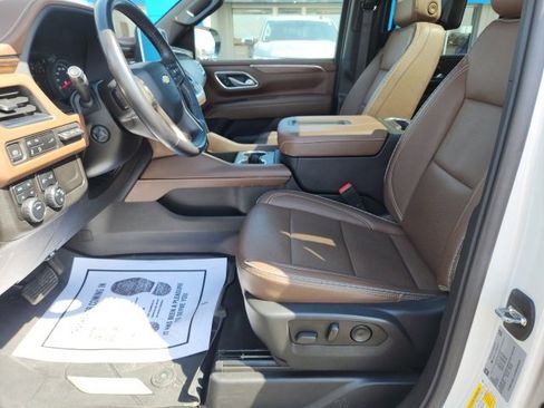 Used 2021 Chevrolet Tahoe High Country w/ Premium Package 2 image 16