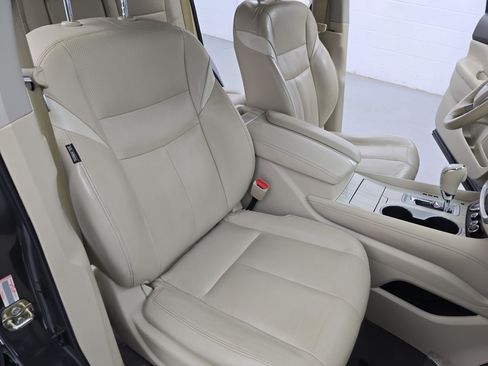 Used 2016 Nissan Murano Platinum w/ Platinum Technology Package AWD/4WD image 10