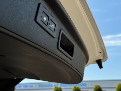 Used 2024 Subaru Forester Sport AWD/4WD image 30