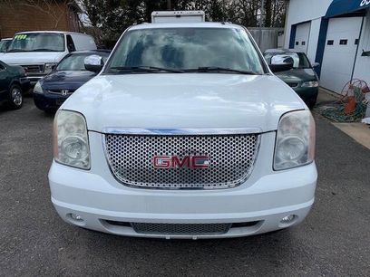 Used 2007 GMC Yukon XL SLT w/ SLT Preferred Equipment Group