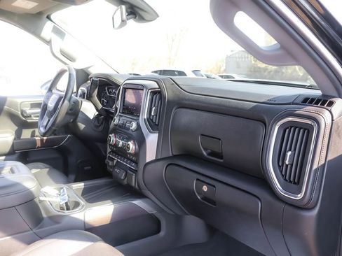Used 2021 GMC Sierra 1500 SLT w/ SLT Premium Plus Package AWD/4WD image 38
