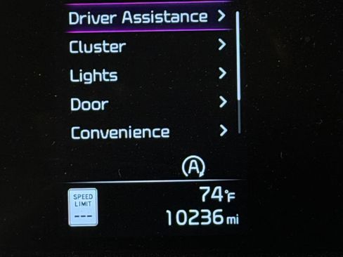 Used 2025 Kia Soul LX w/ LX Technology Package FWD image 16