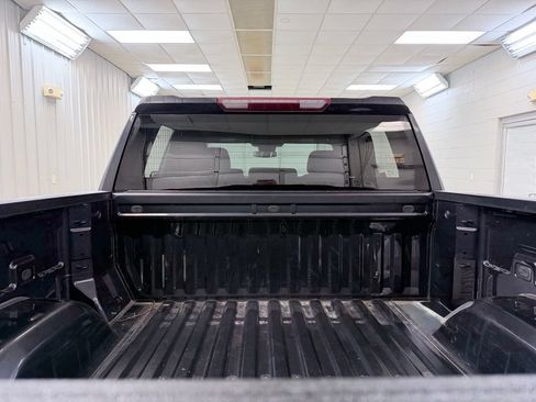 Used 2025 GMC Sierra 1500 SLE AWD/4WD image 29
