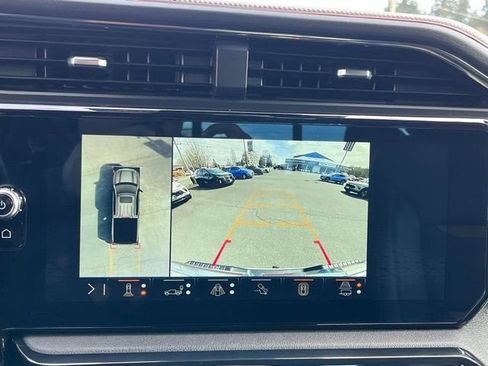 Used 2024 GMC Sierra 1500 AT4 w/ Technology Package AWD/4WD image 25
