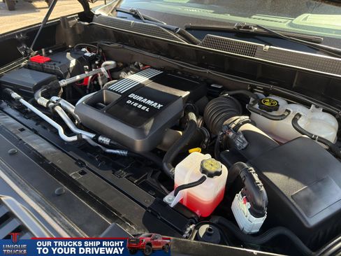 Used 2024 Chevrolet Silverado 1500 LTZ AWD/4WD image 17