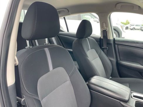 Used 2023 Nissan Sentra SV FWD image 27