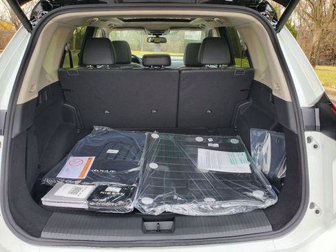 New 2026 Nissan Rogue Platinum w/ Platinum Premium Package AWD/4WD image 6