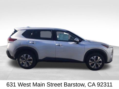Used 2021 Nissan Rogue SV AWD/4WD image 4