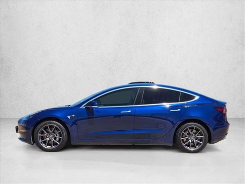 Used 2018 Tesla Model 3 Long Range image 8