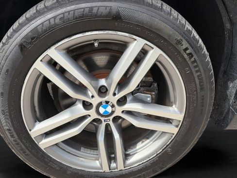 Used 2019 BMW X6 xDrive35i w/ M Sport Package AWD/4WD image 23
