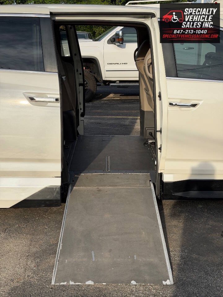 Used 2015 Honda Odyssey EX image 15