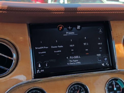 Used 2017 Bentley Mulsanne RWD image 30