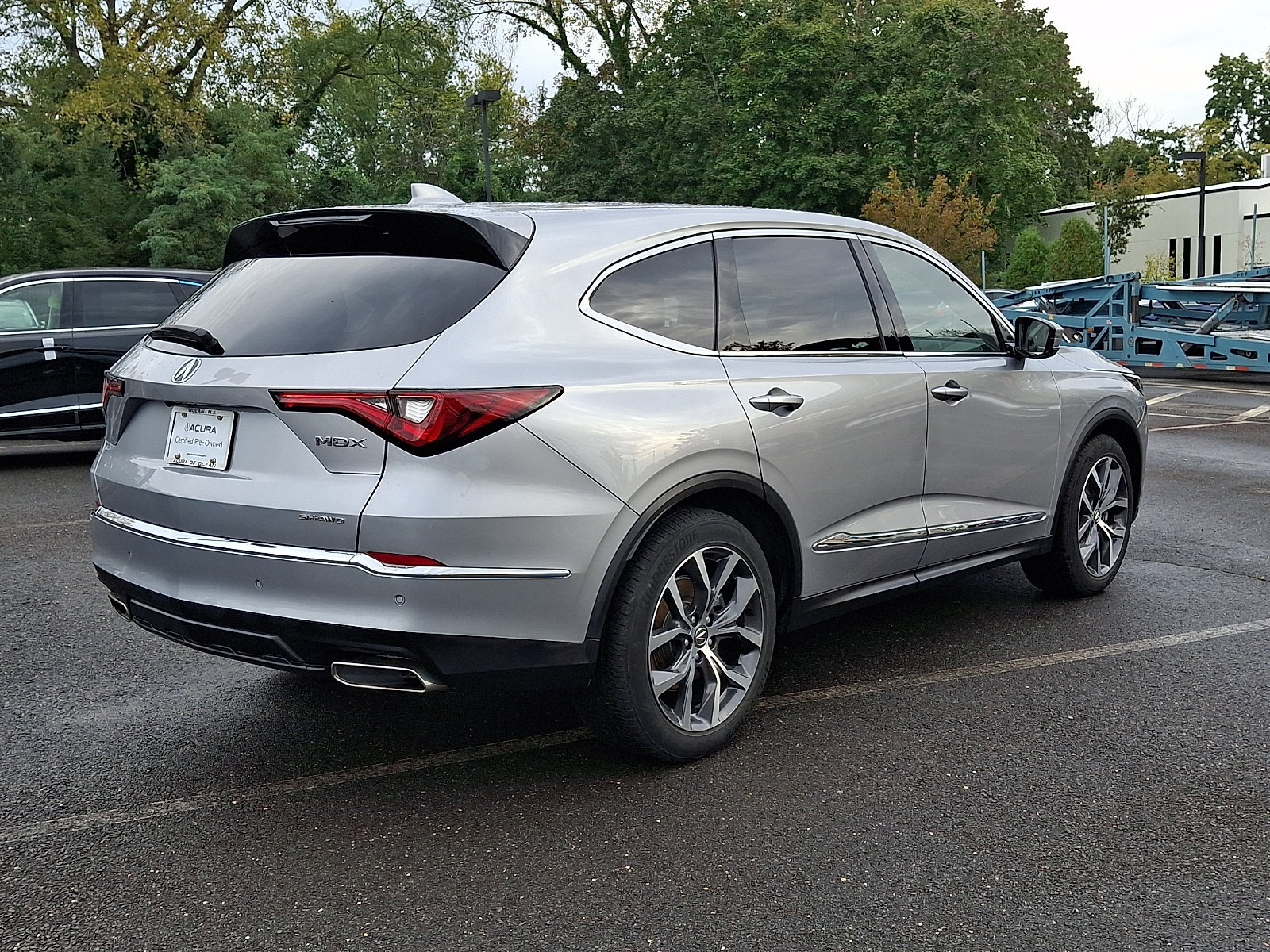Certified 2024 Acura MDX w/ Technology Package AWD/4WD image 6