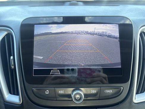 Used 2022 Chevrolet Malibu LT image 15