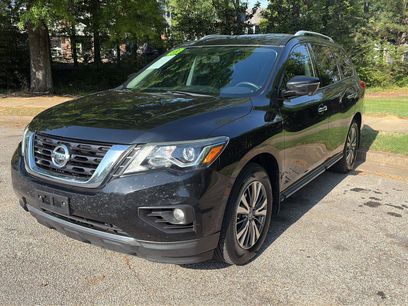Used 2019 Nissan Pathfinder SL