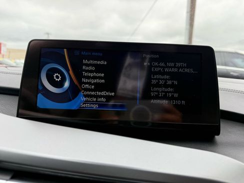 Used 2016 BMW i8 image 19